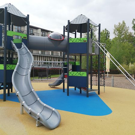 Holiday Inn Resort Warsaw Jozefow By Ihg Extérieur photo