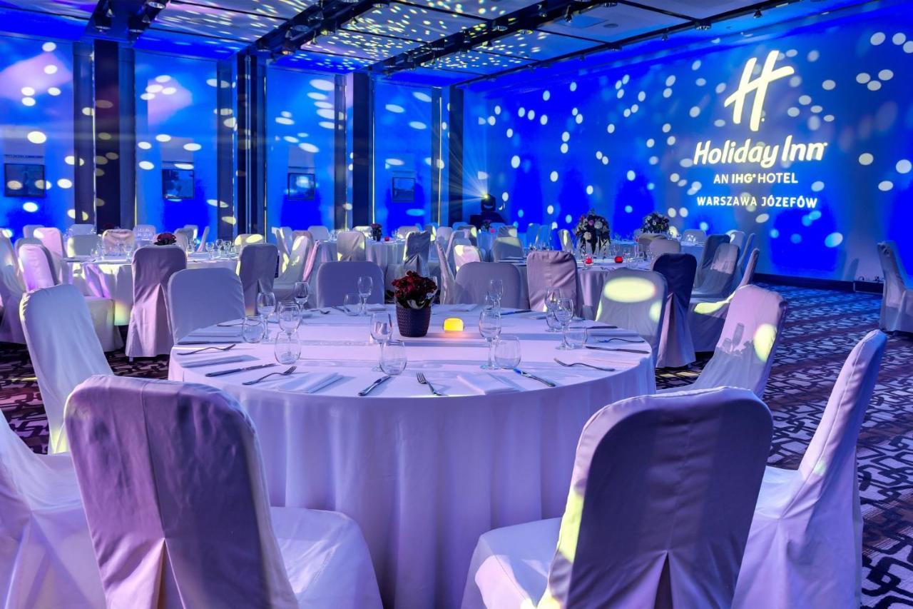 Holiday Inn Resort Warsaw Jozefow By Ihg Extérieur photo